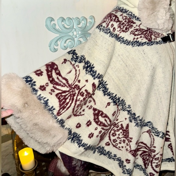 ZA Hooded soft & warm Poncho/Jacket Cream and Red. ONE SIZE FITS MOST. VGUC - Picture 3 of 12